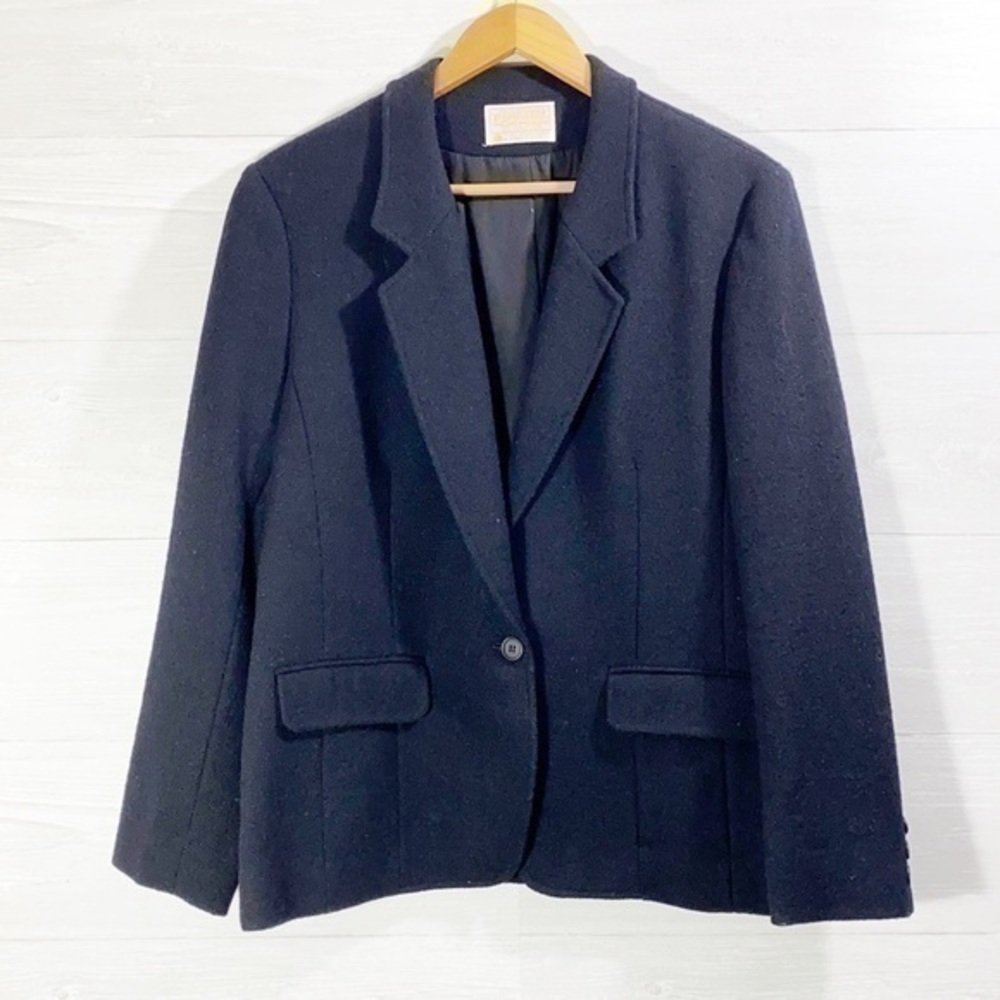 Vintage Pendleton Womens 100% Virgin Wool blazer Size 16